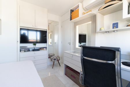 Apartamento à venda com 67m², 2 quartos e 1 vagaQuarto 2