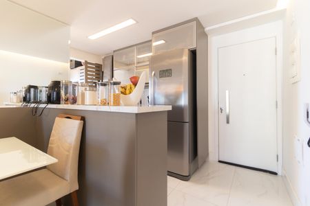 Apartamento à venda com 67m², 2 quartos e 1 vagaCozinha 