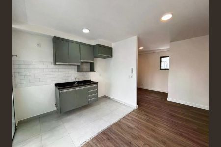 Apartamento à venda com 2 quartos, 59m² em Vila Sao Pedro, Santo André