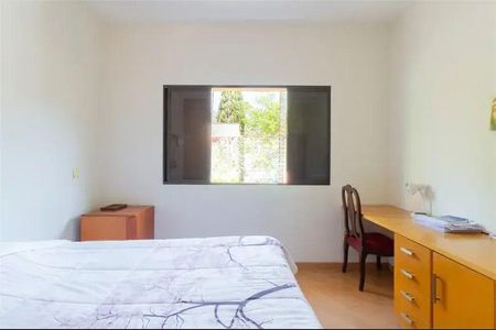 Casa à venda com 4 quartos, 189m² em Vila Madalena, São Paulo