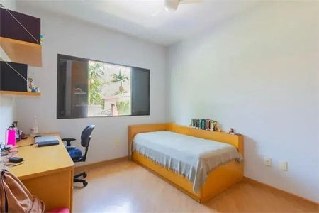 Casa à venda com 4 quartos, 189m² em Vila Madalena, São Paulo