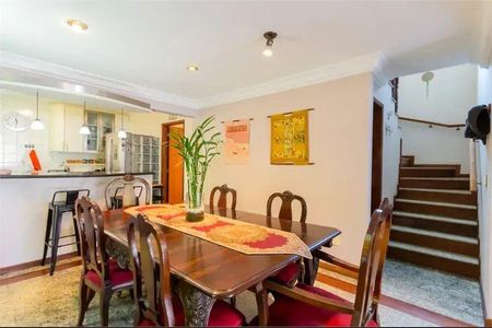 Casa à venda com 4 quartos, 189m² em Vila Madalena, São Paulo