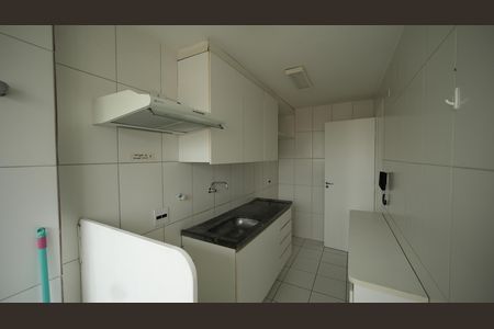 Cozinha de apartamento para alugar com 2 quartos, 50m² em Vila Sao Pedro, Santo André