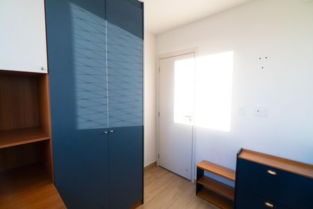 Quarto 2 de apartamento para alugar com 2 quartos, 42m² em Vila Mira, São Paulo