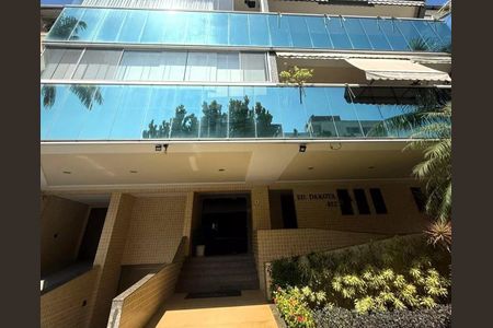 Apartamento à venda com 120m², 3 quartos e 3 vagas