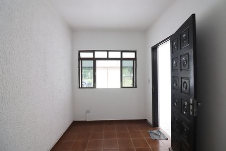 Casa para alugar com 80m², 2 quartos e 1 vagaSala 