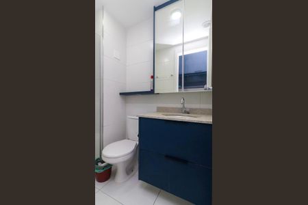 Studio para alugar com 27m², 1 quarto e sem vaga Studio para alugar com 27m², 1 quarto e sem vagaBanheiro