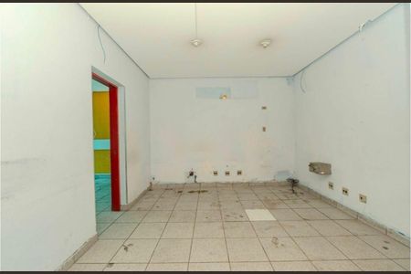 Casa para alugar com 3 quartos, 380m² em Chácara Santo Antônio (Zona Sul), São Paulo