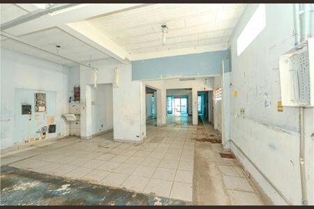 Casa para alugar com 380m², 3 quartos e 2 vagas