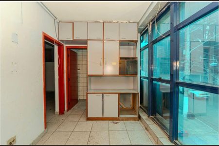 Casa para alugar com 380m², 3 quartos e 2 vagas