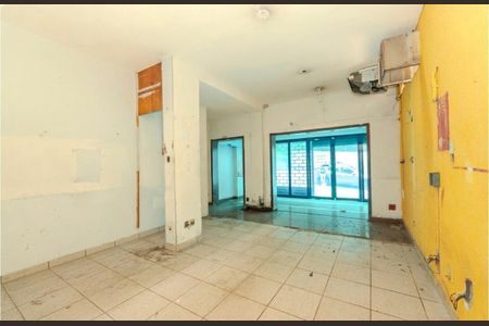 Casa para alugar com 380m², 3 quartos e 2 vagas