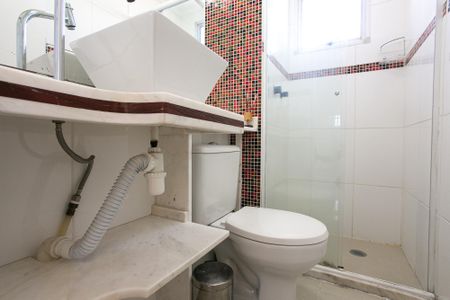 Apartamento para alugar com 54m², 2 quartos e 1 vaga Apartamento para alugar com 54m², 2 quartos e 1 vagaBanheiro