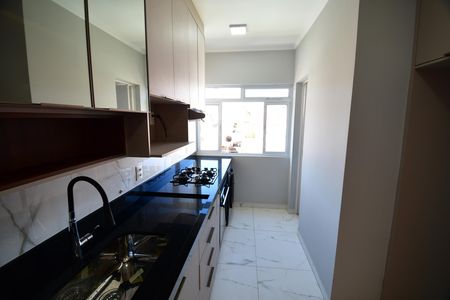Cozinha de apartamento para alugar com 2 quartos, 73m² em Chácara da Barra, Campinas