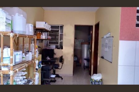 Casa à venda com 3 quartos, 140m² em Vila Campo Grande, São Paulo
