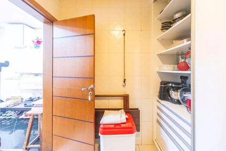 Casa à venda com 4 quartos, 424m² em Vila Eldizia, Santo André
