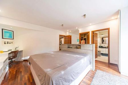 Casa à venda com 4 quartos, 424m² em Vila Eldizia, Santo André