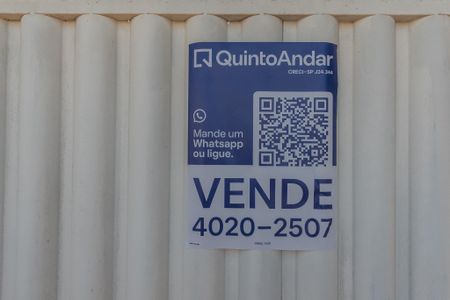 Casa à venda com 250m², 2 quartos e 3 vagas Casa à venda com 250m², 2 quartos e 3 vagasPlaca