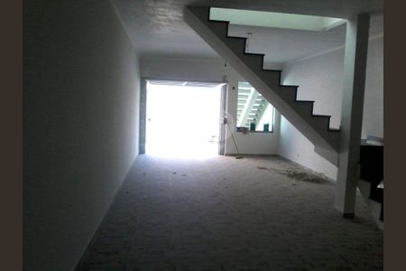 Casa à venda com 3 quartos, 300m² em Vila Basileia, São Paulo