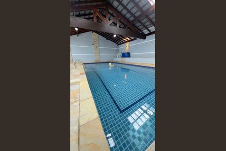 Casa à venda com 275m², 3 quartos e 2 vagas