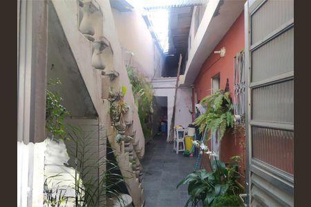 Casa à venda com 120m², 2 quartos e 1 vaga