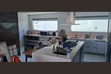 Casa à venda com 5 quartos, 500m² em Barra da Tijuca, Rio de Janeiro