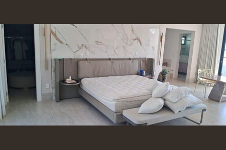 Casa à venda com 5 quartos, 500m² em Barra da Tijuca, Rio de Janeiro