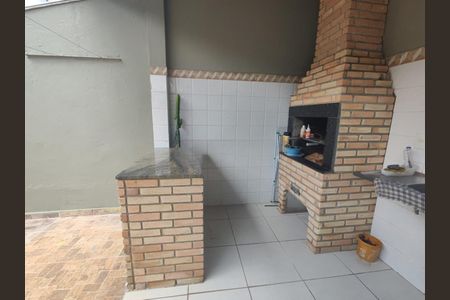 Casa à venda com 240m², 3 quartos e 3 vagas
