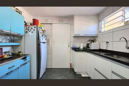 Casa à venda com 3 quartos, 128m² em Jardim Yeda, Campinas