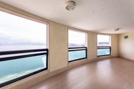 Apartamento à venda com 4 quartos, 300m² em Icaraí, Niterói
