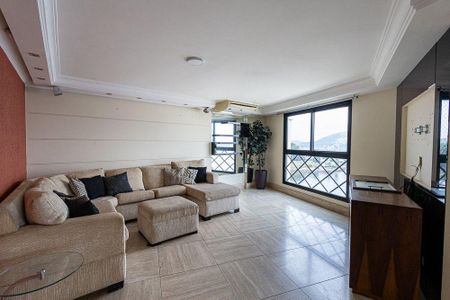 Apartamento à venda com 4 quartos, 300m² em Icaraí, Niterói