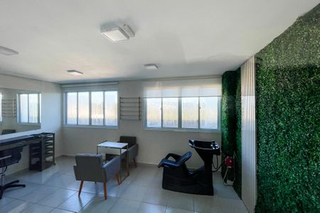 Apartamento para alugar com 43m², 2 quartos e 1 vaga Apartamento para alugar com 43m², 2 quartos e 1 vagaSalão de Beleza