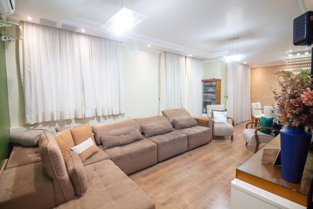 Apartamento à venda com 132m², 3 quartos e 2 vagasSala