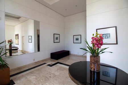 Apartamento à venda com 132m², 3 quartos e 2 vagasHall Social