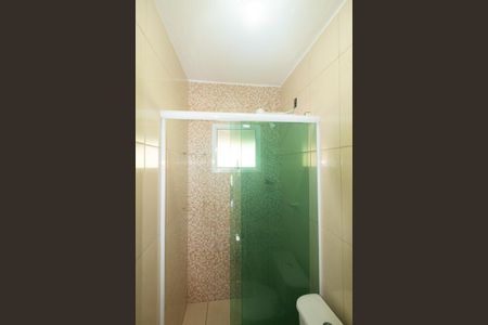 Casa de condomínio para alugar com 100m², 2 quartos e 2 vagas Casa de condomínio para alugar com 100m², 2 quartos e 2 vagasBanheiro