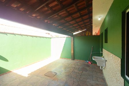 Casa de condomínio para alugar com 100m², 2 quartos e 2 vagas Casa de condomínio para alugar com 100m², 2 quartos e 2 vagasCozinha e Área de Serviço