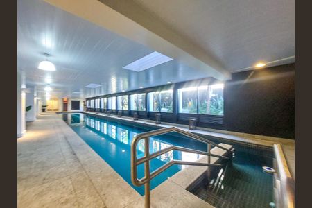 Studio para alugar com 39m², 1 quarto e 1 vaga Studio para alugar com 39m², 1 quarto e 1 vagaÁrea comum - Piscina
