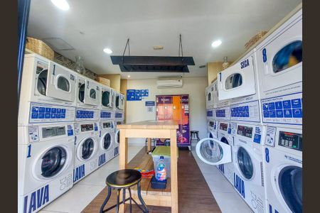 Studio para alugar com 39m², 1 quarto e 1 vaga Studio para alugar com 39m², 1 quarto e 1 vagaLavanderia