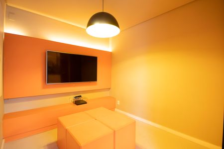 Apartamento à venda com 56m², 2 quartos e 1 vaga Apartamento à venda com 56m², 2 quartos e 1 vagaSala de Jogos