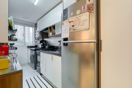 Apartamento à venda com 56m², 2 quartos e 1 vaga Apartamento à venda com 56m², 2 quartos e 1 vagaCozinha e Área de Serviço
