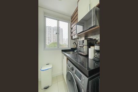 Apartamento à venda com 56m², 2 quartos e 1 vaga Apartamento à venda com 56m², 2 quartos e 1 vagaCozinha e Área de Serviço
