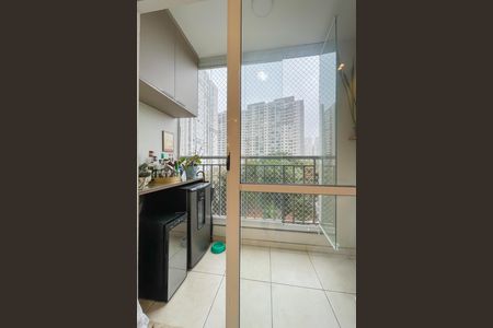 Apartamento à venda com 56m², 2 quartos e 1 vaga Apartamento à venda com 56m², 2 quartos e 1 vagaSacada