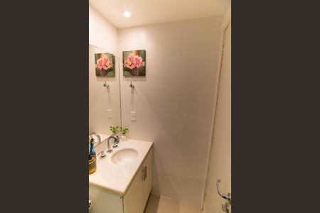 Apartamento para alugar com 105m², 3 quartos e 2 vagasBanheiro Social