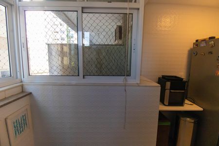 Apartamento para alugar com 105m², 3 quartos e 2 vagasÁrea de Serviço
