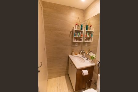 Apartamento para alugar com 105m², 3 quartos e 2 vagasBanheiro da Suíte