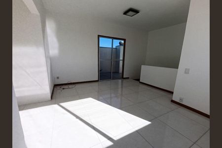 Apartamento para alugar com 85m², 1 quarto e sem vagaCobertura