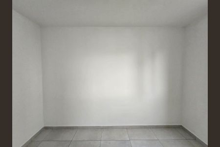 Apartamento para alugar com 76m², 3 quartos e 1 vagaQuarto 02