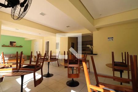 Apartamento para alugar com 76m², 3 quartos e 1 vagaÁrea comum - Salão de festas