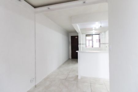 Sala de apartamento para alugar com 3 quartos, 45m² em Cidade Tiradentes, São Paulo