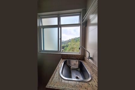Apartamento à venda com 60m², 2 quartos e 1 vaga Apartamento à venda com 60m², 2 quartos e 1 vagaÁrea de Serviço