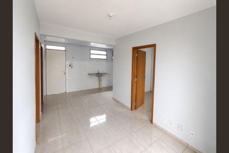 Sala de apartamento à venda com 2 quartos, 55m² em Ceilândia, Brasília
